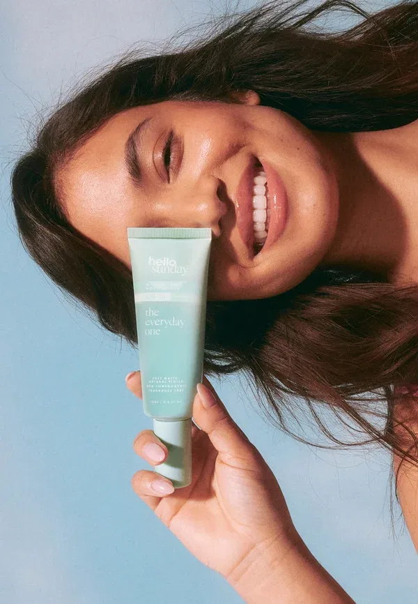 Увлажняющий минеральный крем для лица The Everyday One без закупорки пор и с SPF 50, содержащий экстракт центеллы азиатской. Защита от солнца 70 мл Hello Sunday — фото 4