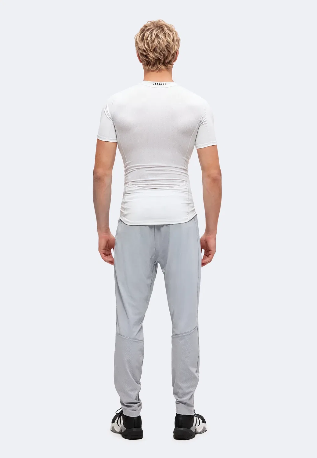 Технологичная одежда приталенного кроя - спортивные штаны Adidas Performance, Halo Silver-Coloured — фото 3