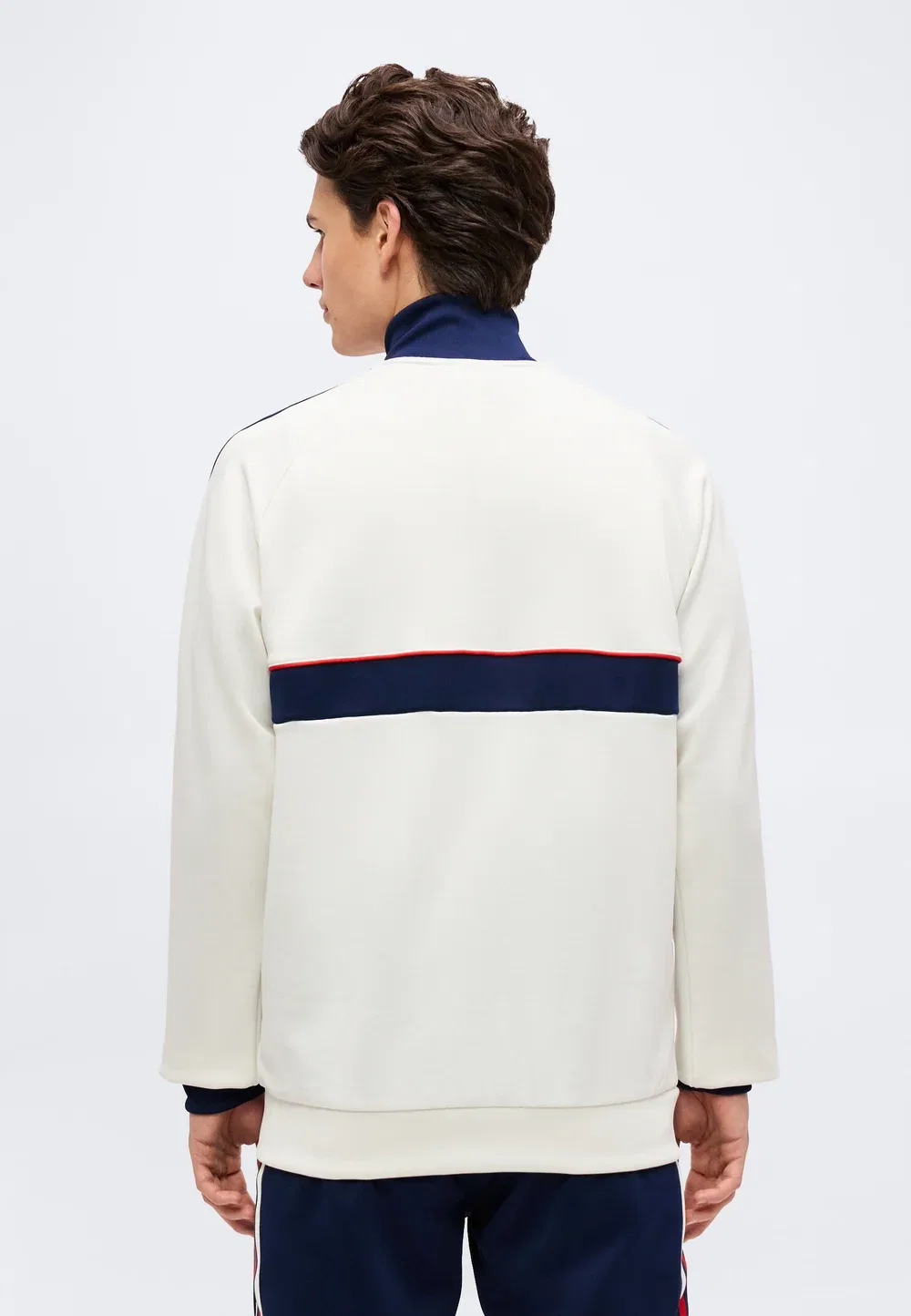 Спортивная форма ФК Бавария Мюнхен - клубная одежда Adidas Originals, Core White/Night Indigo — фото 3