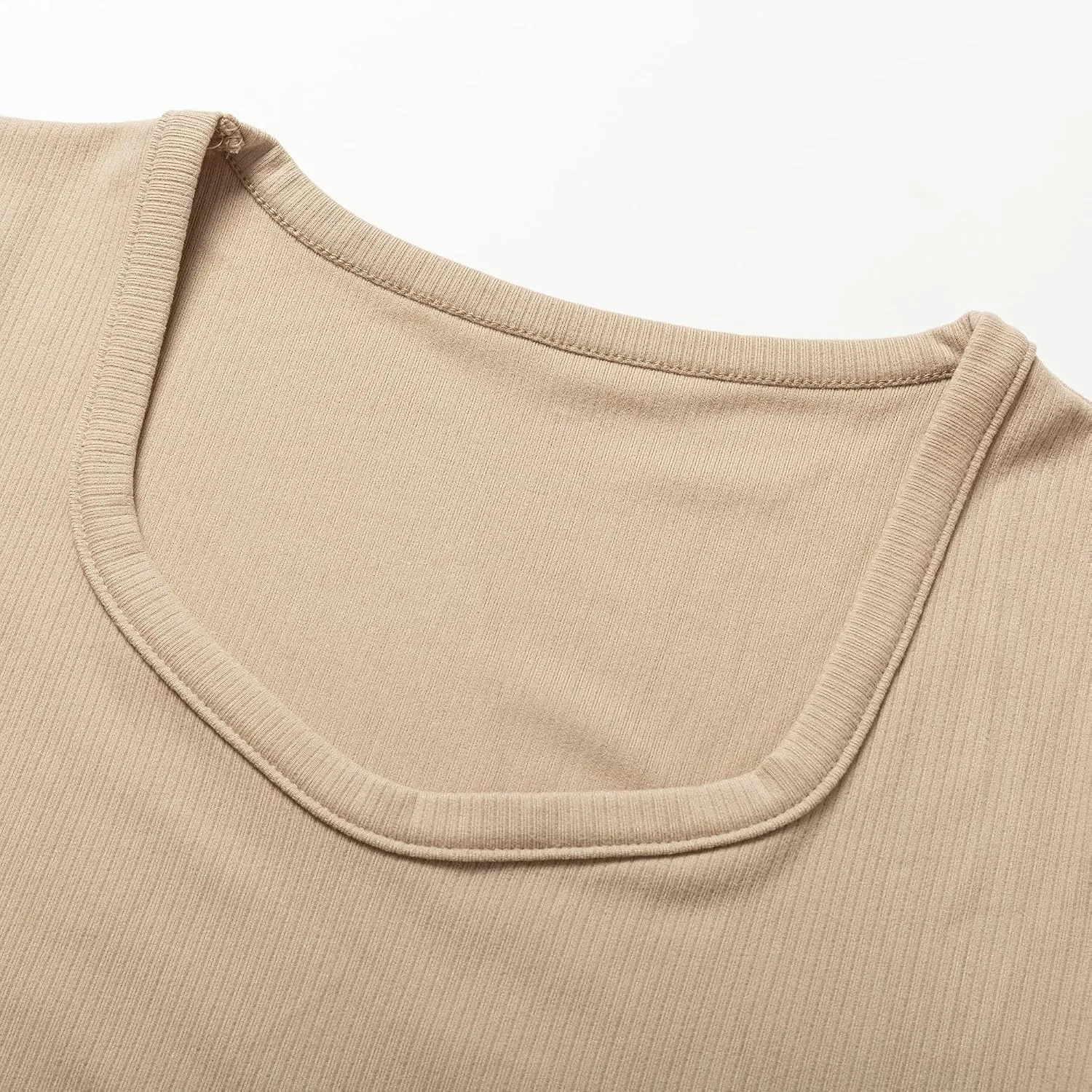 Женское облегающее платье с разрезом и поясом, Beige — фото 4