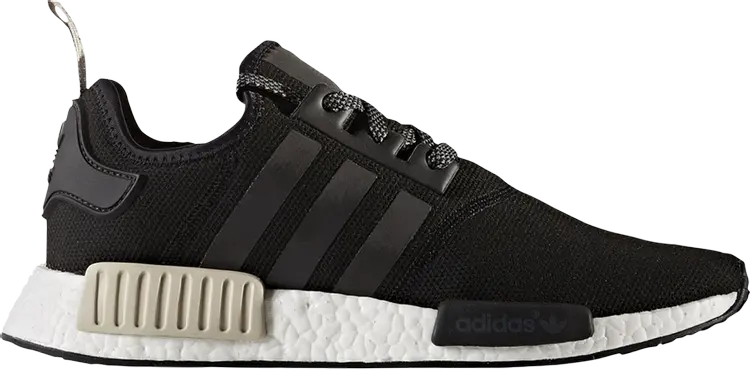 

Кроссовки Adidas NMD_R1 'Black Sand', черный