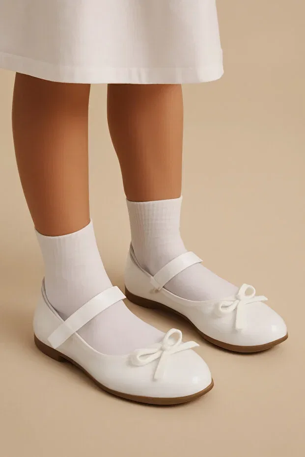 Детские балетки для девочек с принтом Bluey Patent Leather Mustache Bow Markasende, White — фото 3