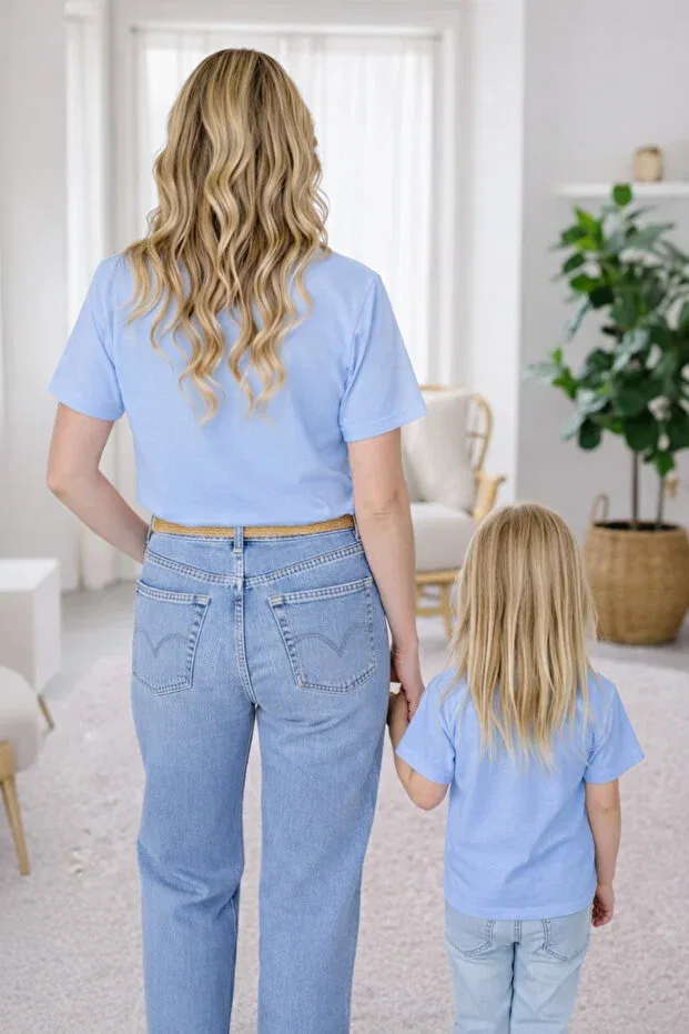 Детская футболка для девочек оверсайз с принтом Mother-Daughter matching oversize t-shirt Vodexa, Blue — фото 2