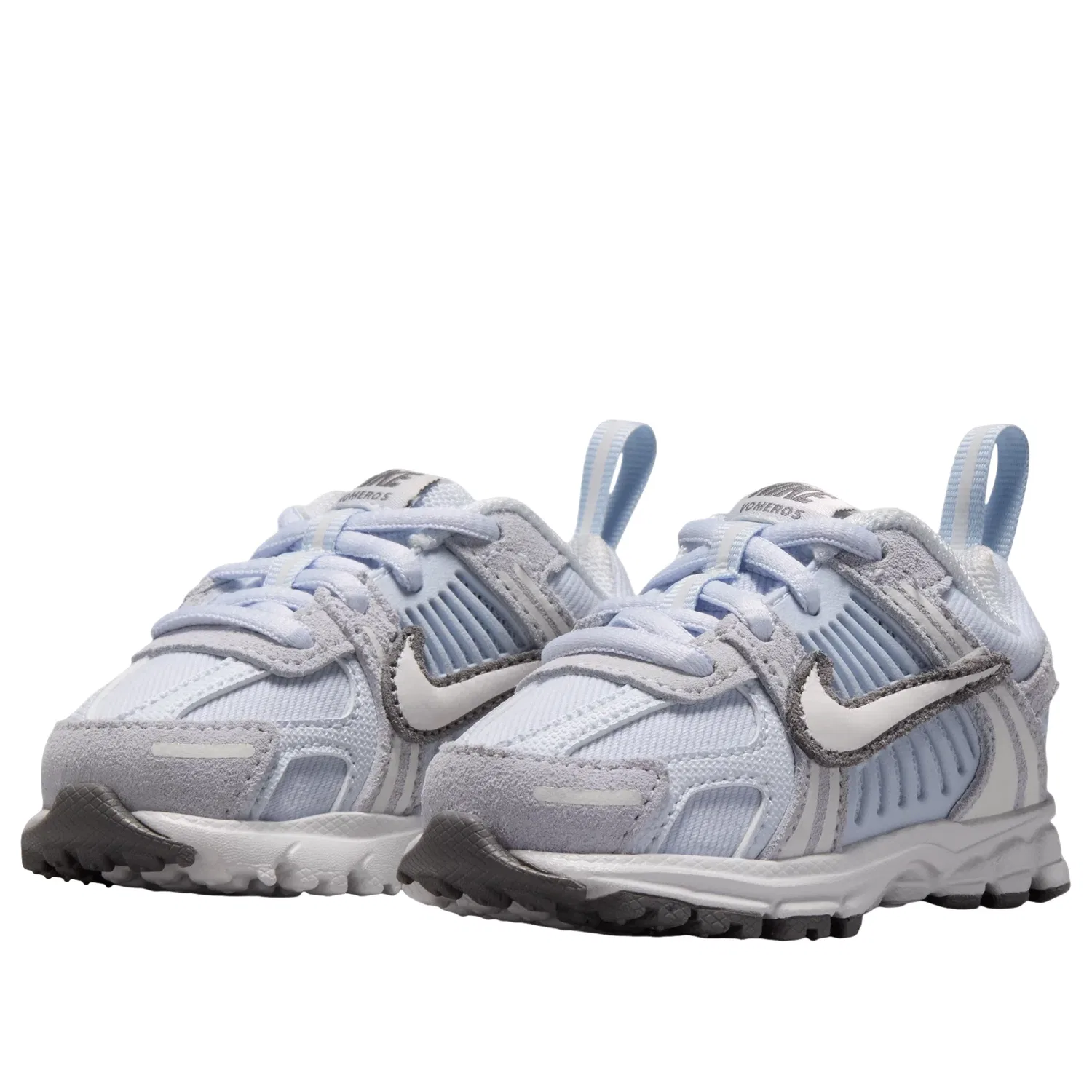 Детские кроссовки для малышей с шнуровкой Nike Air Zoom Vomero 5 Football Grey Pencil Point, синий — фото 2