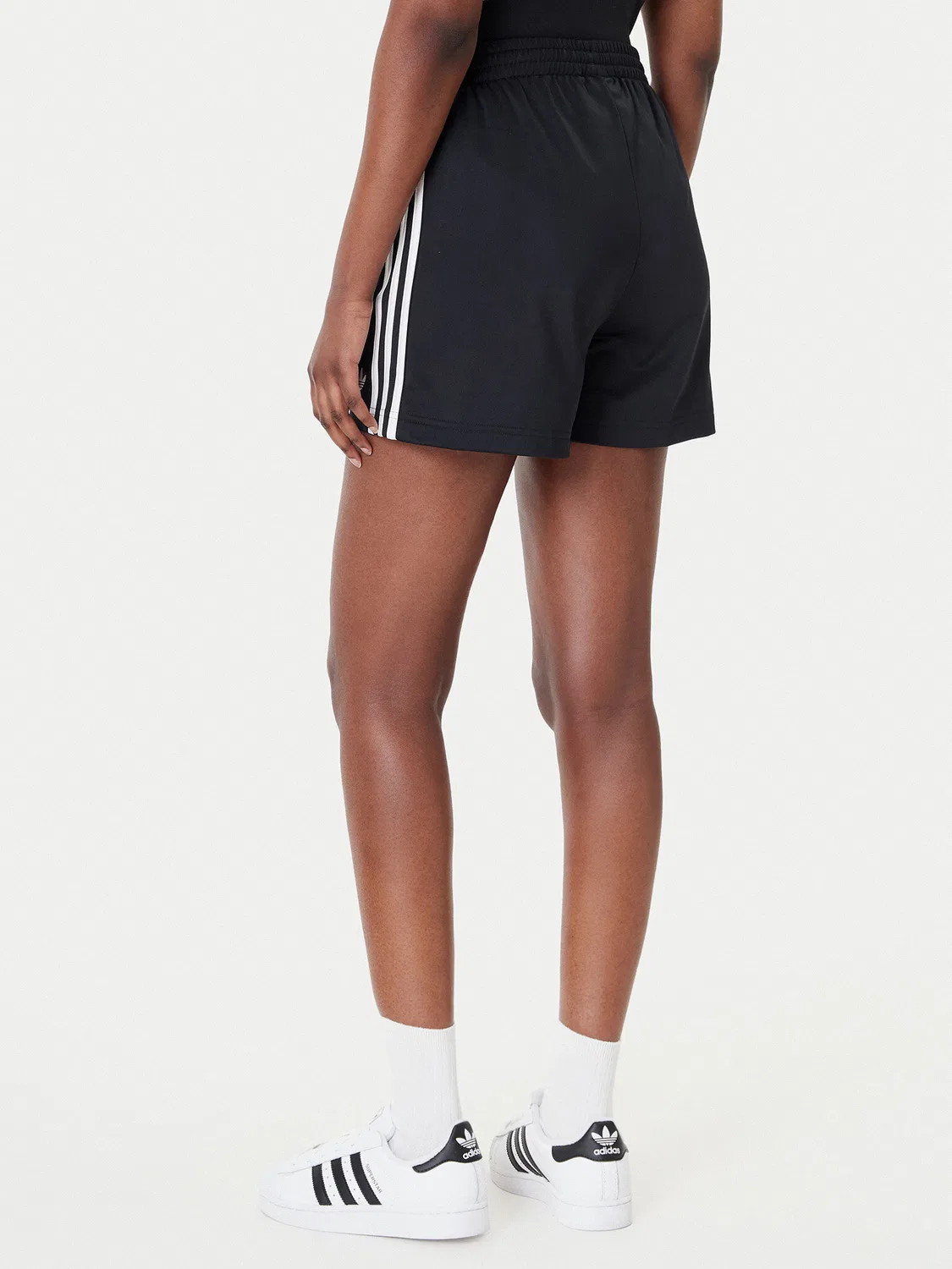 Женские спортивные шорты стандартного кроя Firebird Classic Adidas, черный — фото 3