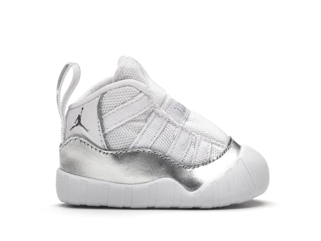 Детские пинетки-кроссовки с принтом Jordan 11 Crib Bootie Jordan, White Metallic Platinum-White