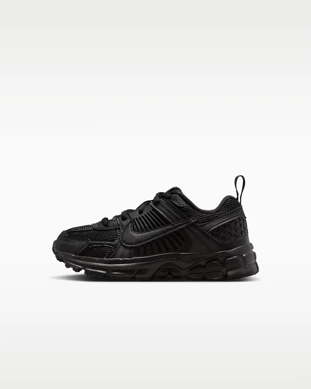 Детские кроссовки (классические шнурки) Nike Vomero 5, Black/Black