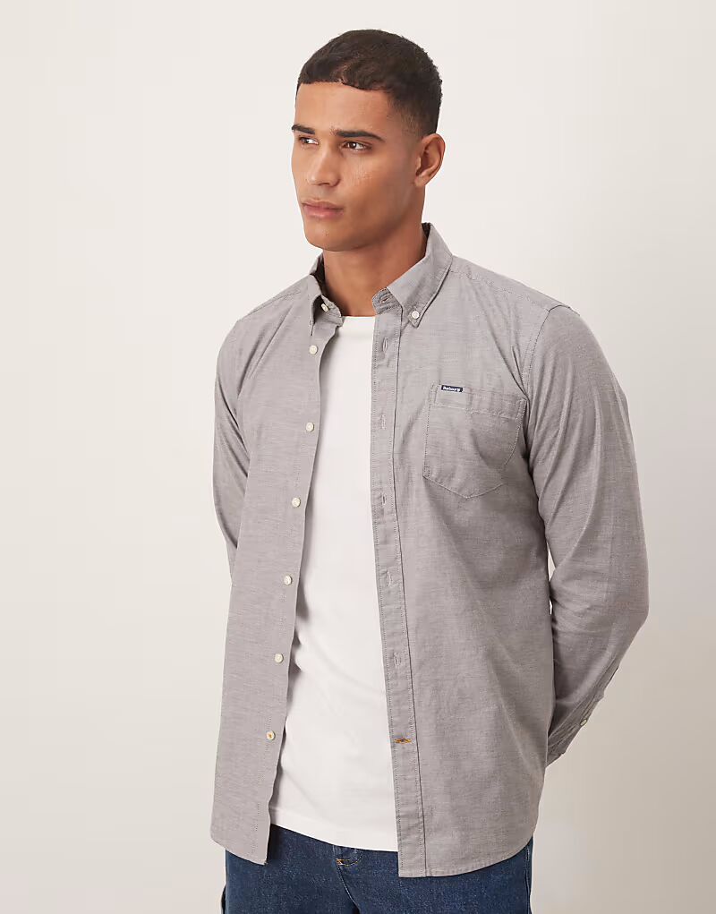 

Рубашка оксфорд Marsden, приталенная в цвете темного дуба Barbour