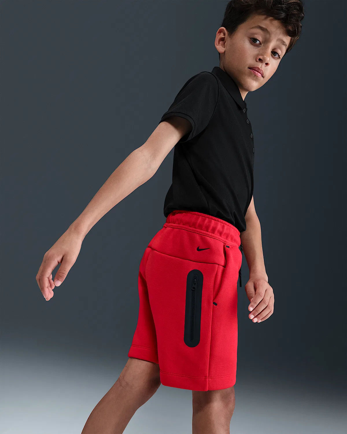 Детские шорты Nike Sportswear Tech Fleece для мальчиков, University Red/Black — фото 3