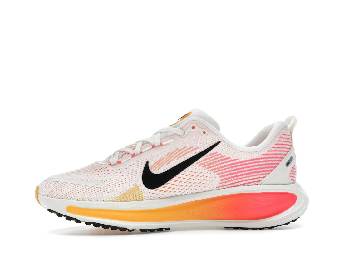 Детские кроссовки для бега Nike Vomero 18 Nike, Sail Bright Crimson Laser Orange Black — фото 3