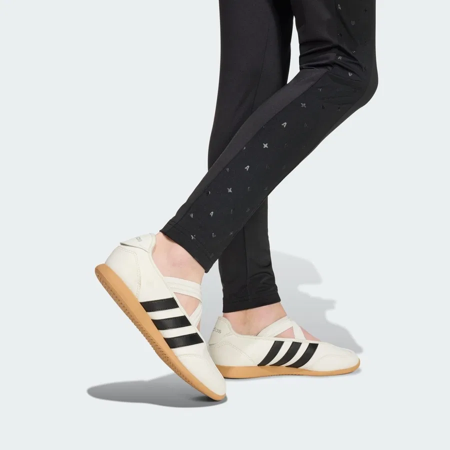 Спортивные леггинсы с принтом Train Essentials Seasonal adidas, Черный — фото 4