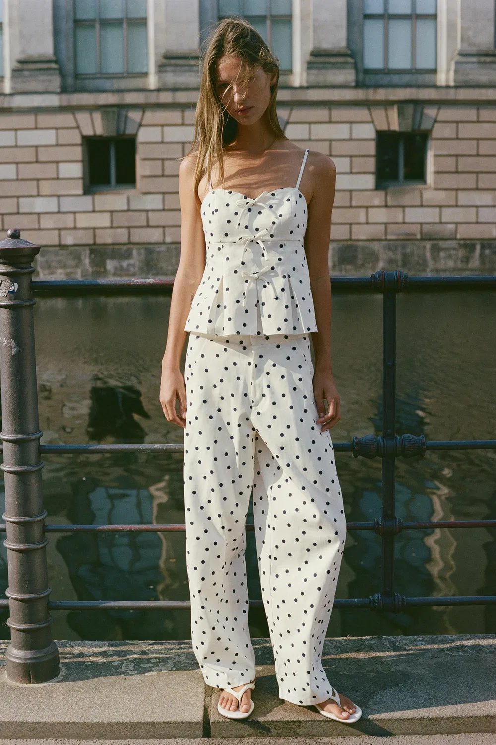 Брюки в горошек с бочкообразным верхом ZARA, Blue/White