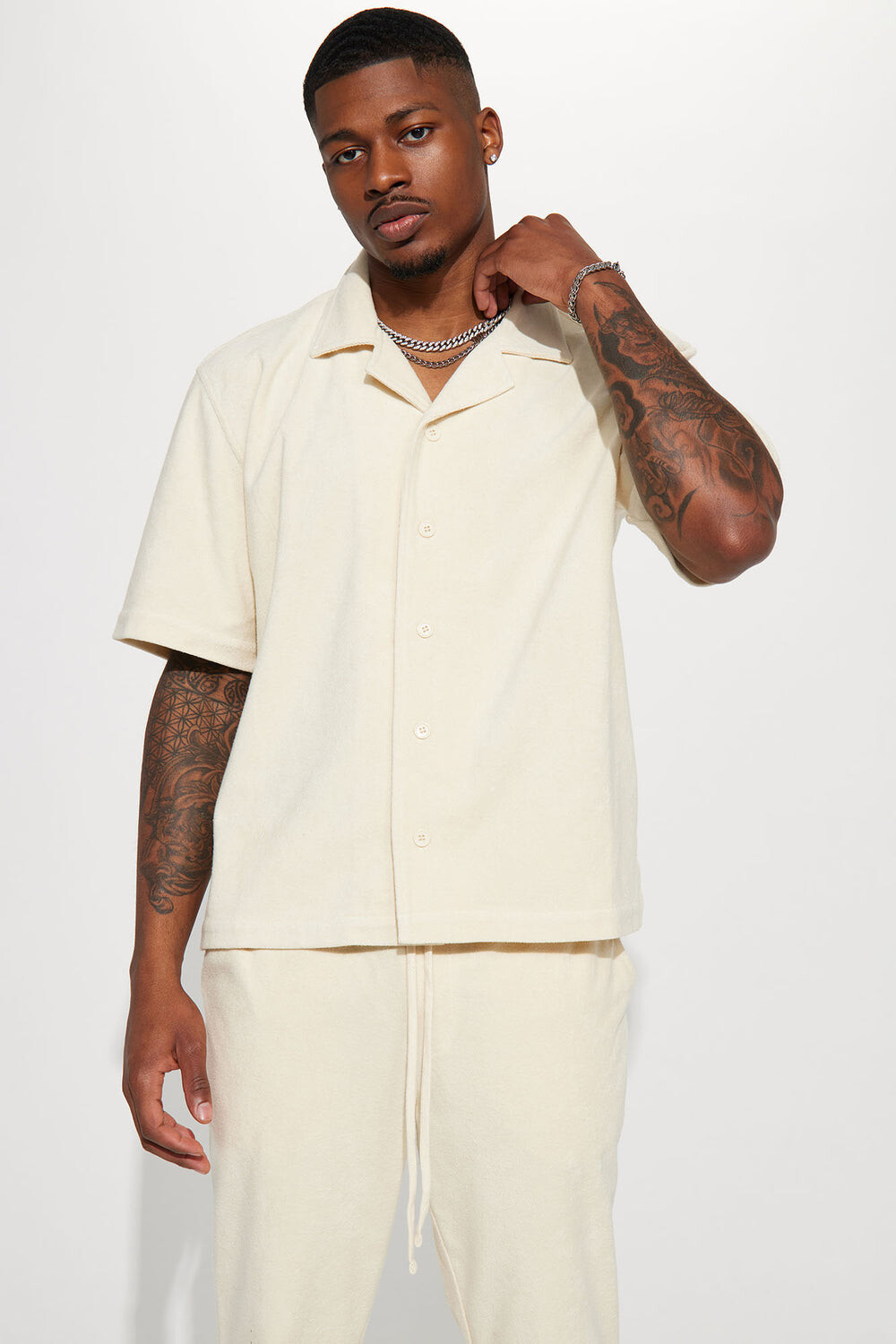 

Рубашка Fashion Nova FNMN454, кремовый