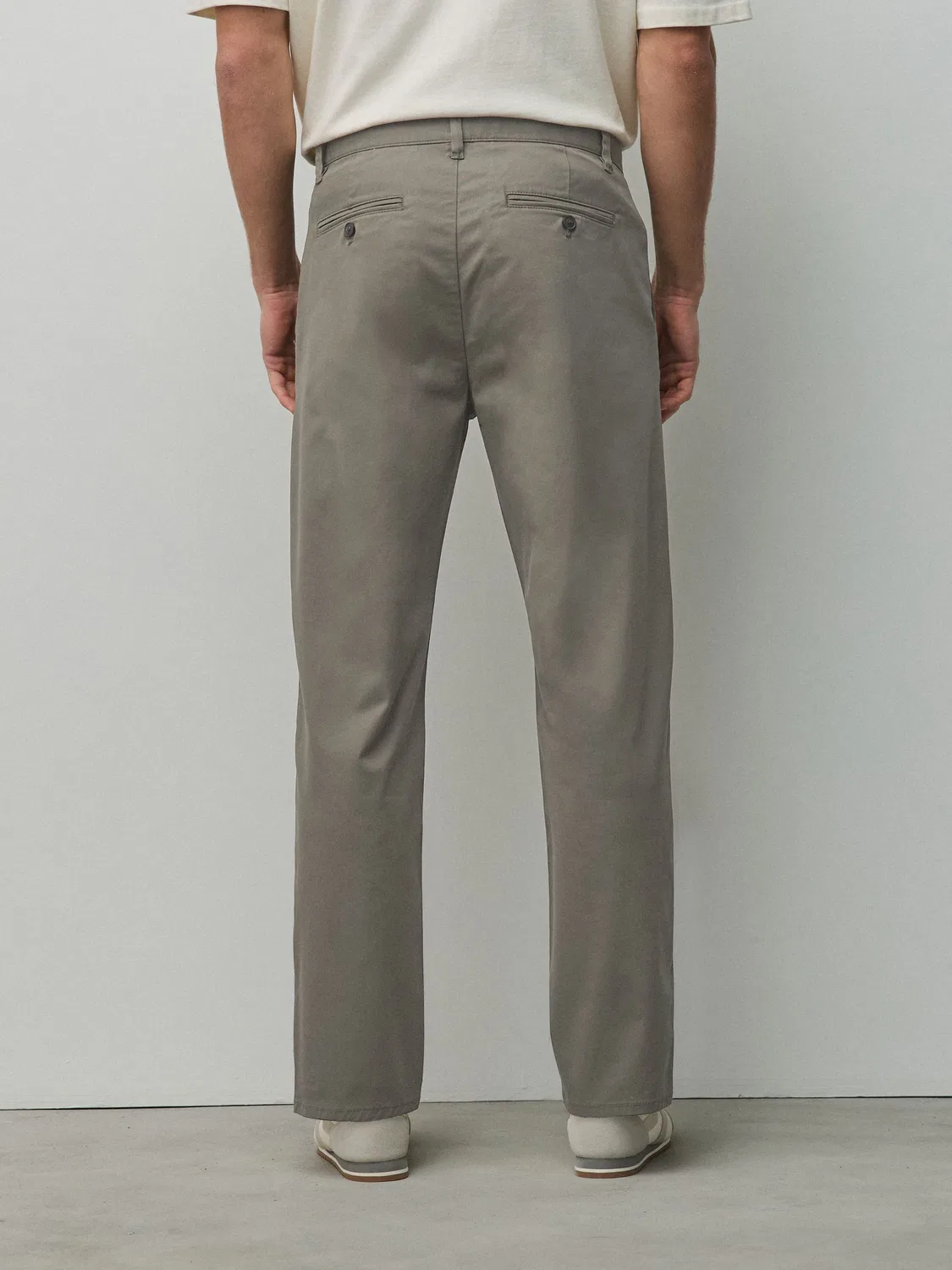 Брюки прямого кроя из хлопка с эластаном, Chinos Next, Mushroom Brown — фото 4