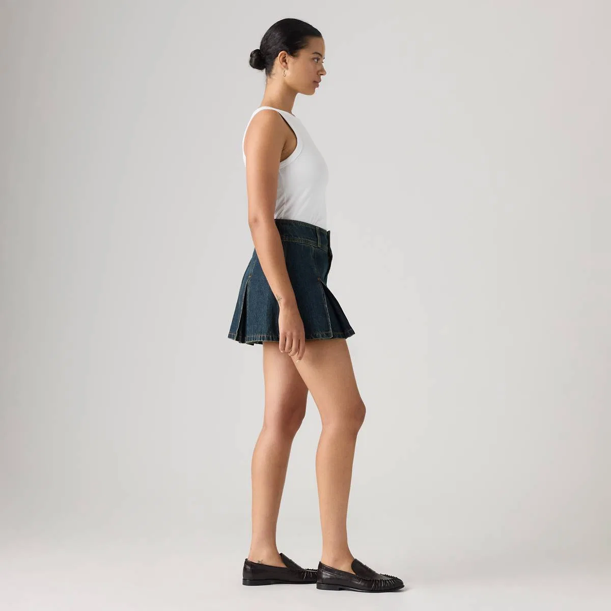 Мини-Юбка с обратными складками Levi's, Happy Tale Stone - Dark Wash — фото 4