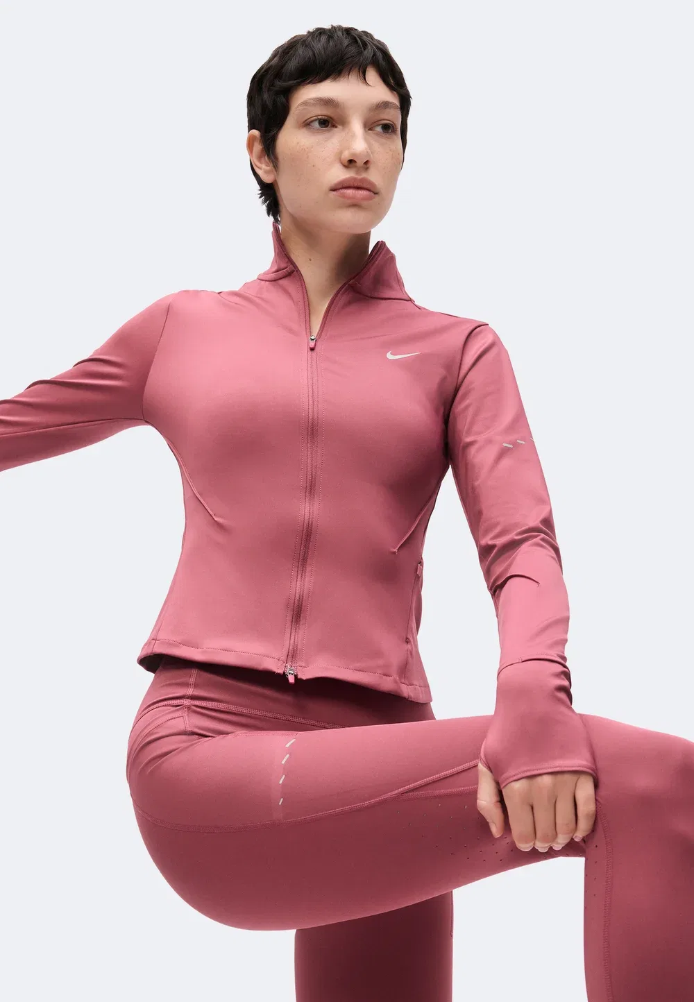 W nk swift df fz jkt - тренировочная куртка Nike Performance, Pink Smoke — фото 4