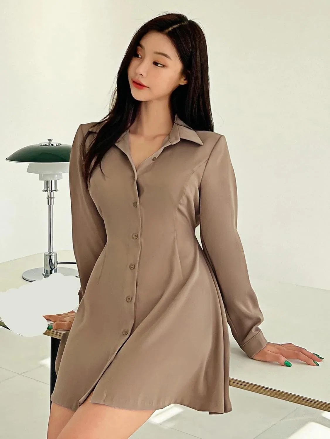 Женское платье-рубашка с галстуком на спине, Khaki — фото 4