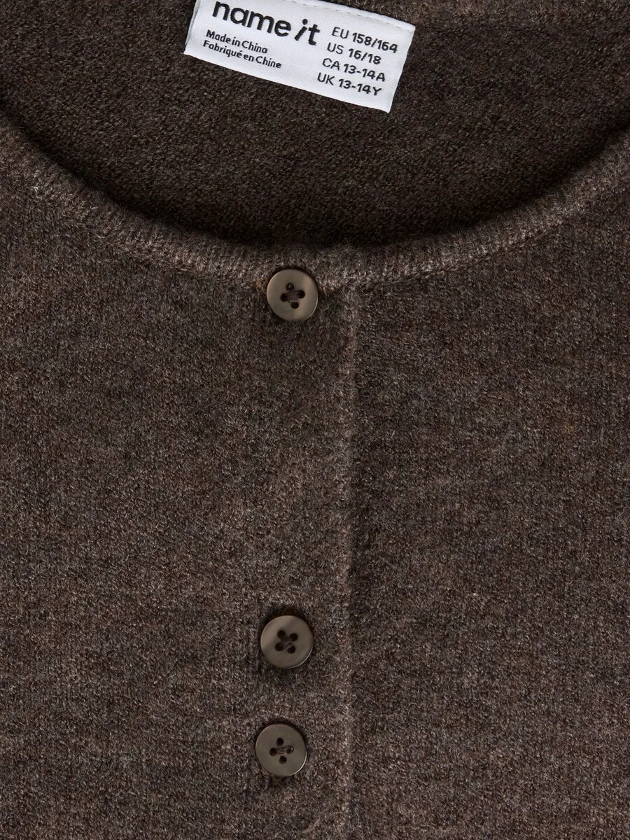 Вязаный кардиган NAME IT 'NKFLemina' темно-коричневого цвета — фото 3