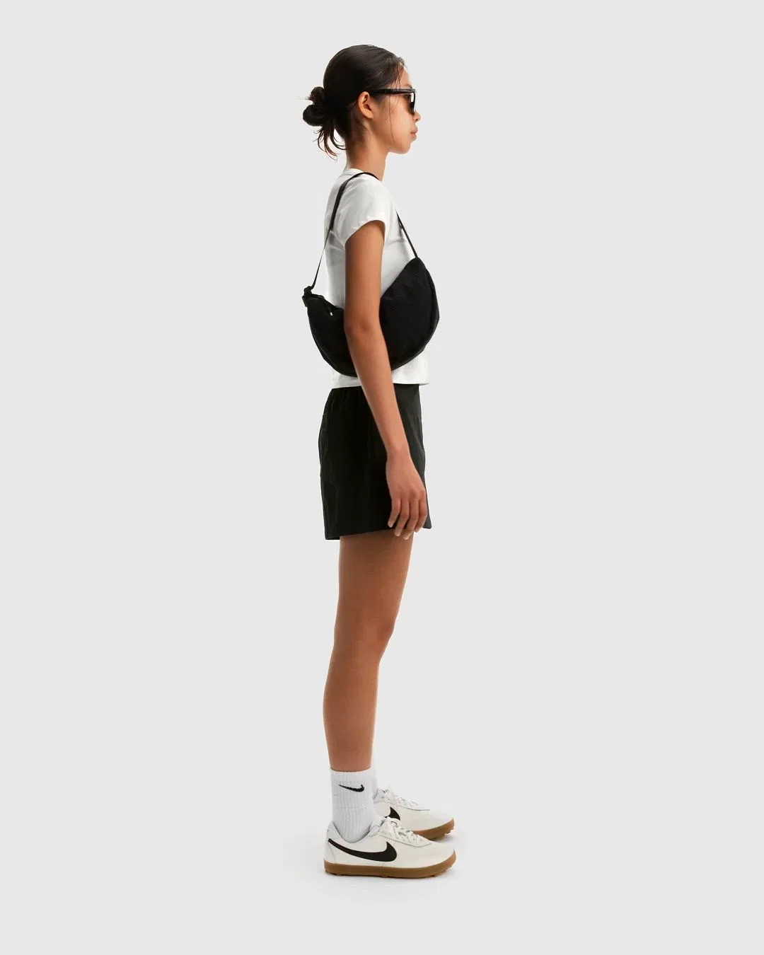 Женская футболка с принтом Slim Mod-Cropped NIKE, Cream — фото 2
