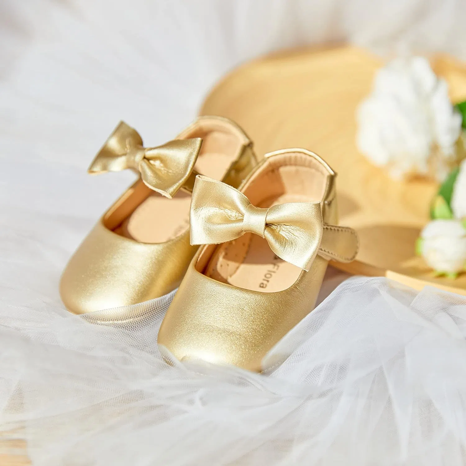 Детские мокасины для девочек с мягкой подошвой Felix & Flora, Gold — фото 3