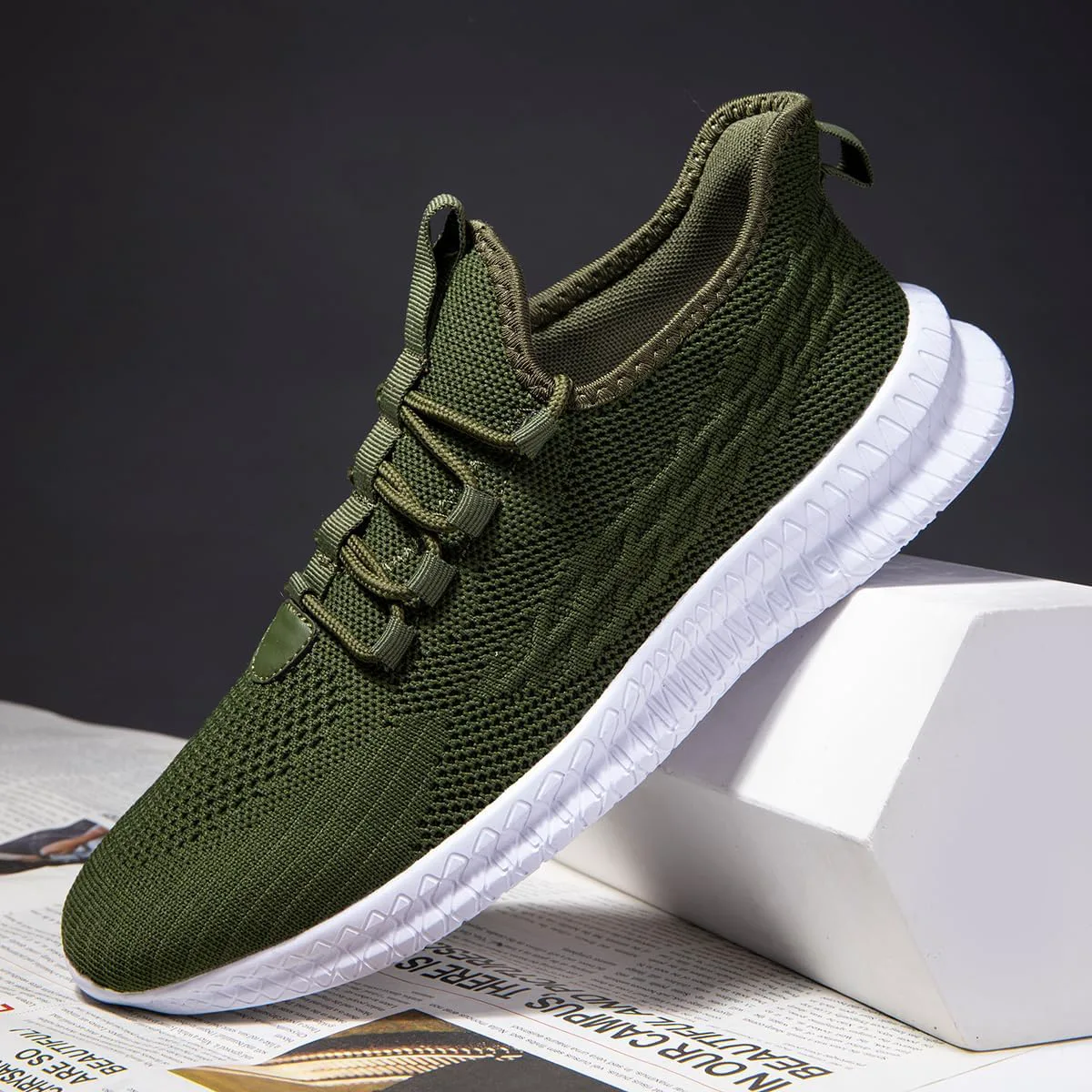 

Мужские кроссовки для бега, тенниса и повседневной ходьбы, модные спортивные кроссовки для тренажерного зала, дышащие, легкие и удобные WOHHHW, зеленый