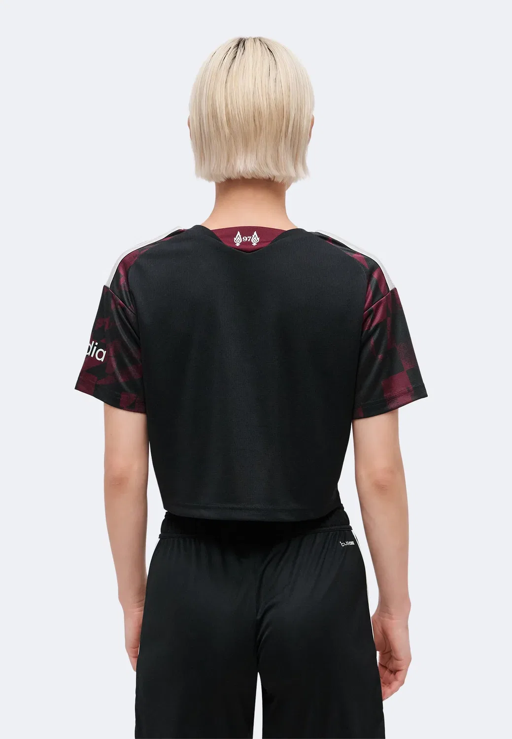 Ливерпуль ФК 26/27, третья форма - клубная одежда Adidas Performance, Black — фото 2