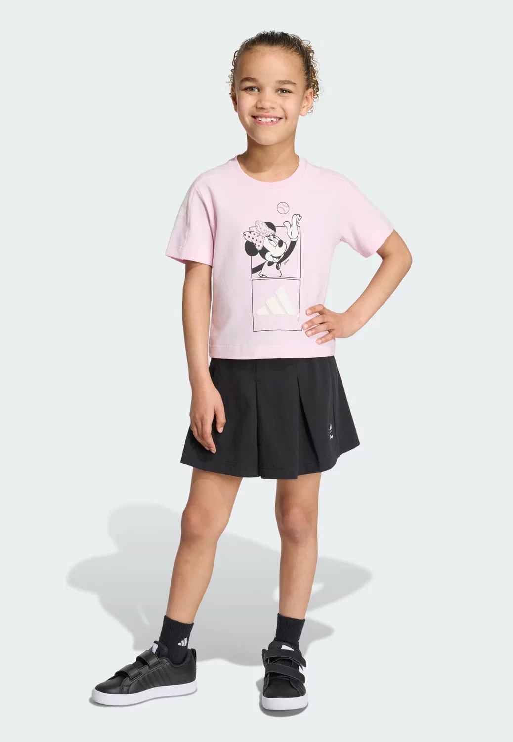 Спортивный костюм Adidas Sportswear Disney Minnie Maus в розовом и черном цветах — фото 2
