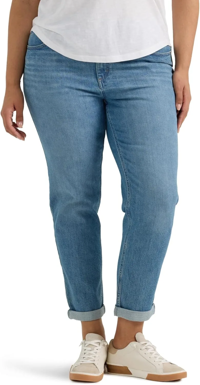 

Lee Women's Plus Size Legendary Mid Rise '90s Taper Jean