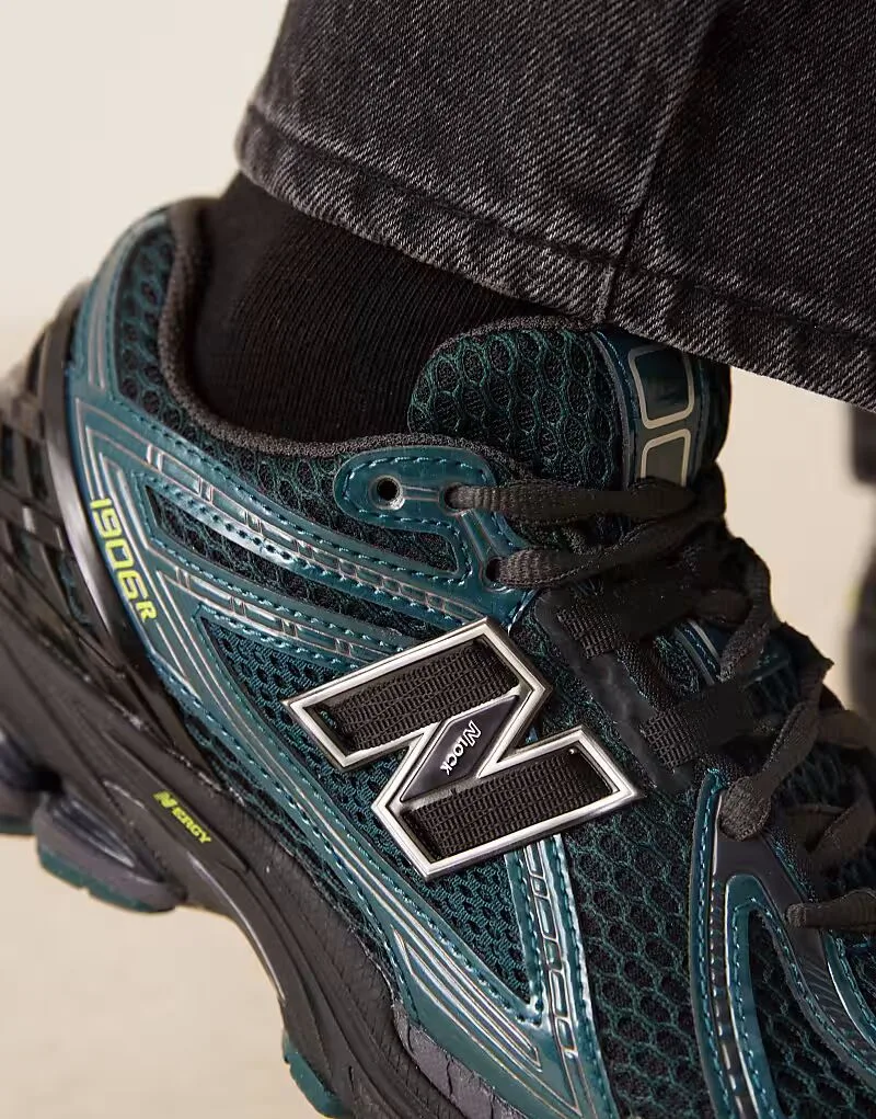 Кроссовки New Balance 1906 унисекс темно-зеленого и черного цвета — фото 4