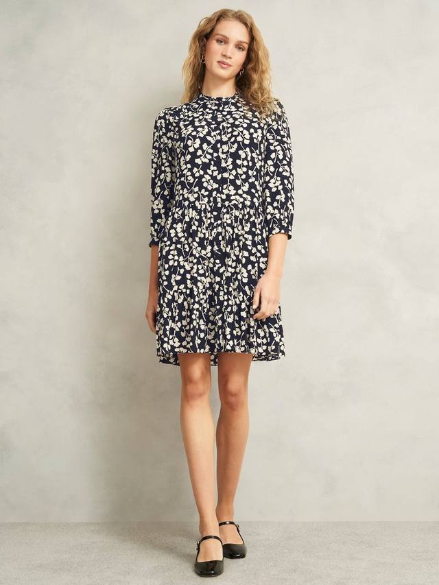

Кружевное платье в цветочек Hobbs, цвет Navy/Cream