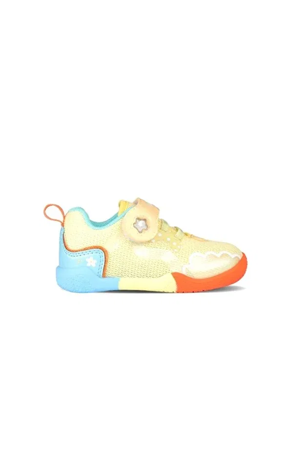 Детские ползунки-обувь с полосками Sia yellow first step sneakers Vicco, Yellow