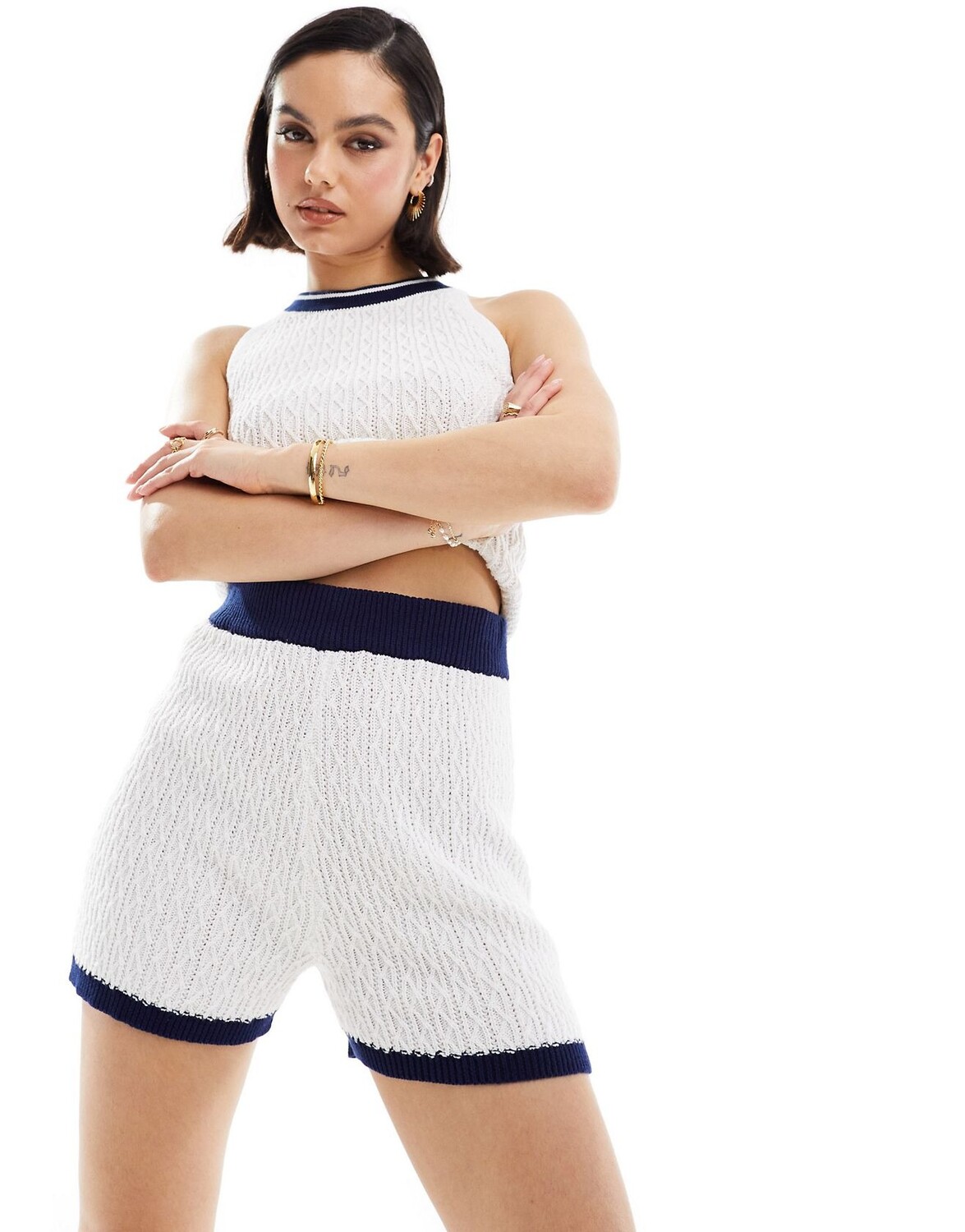 

Шорты Asos Design Knitted Cable Co-ord, кремовый/темно-синий