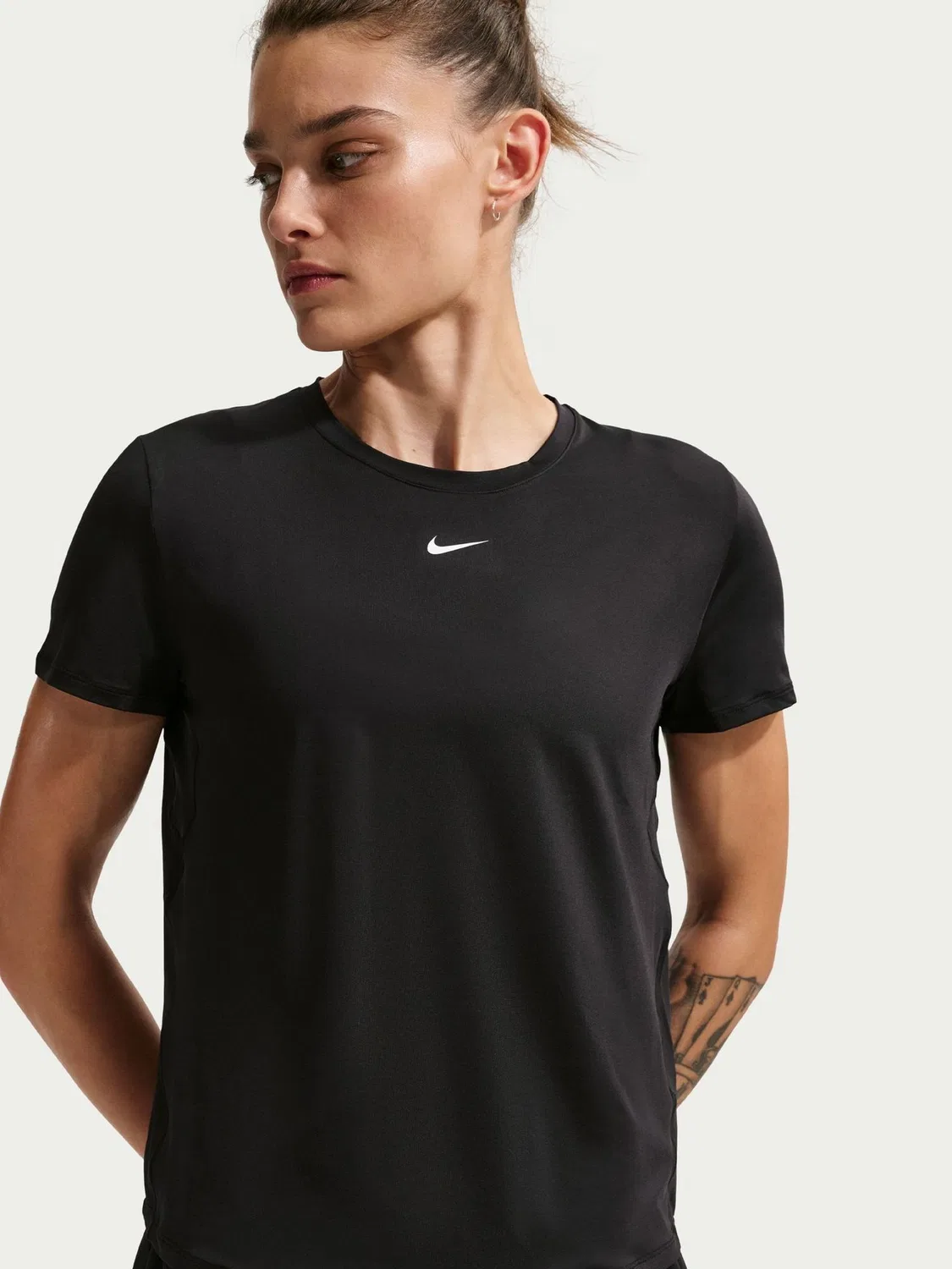 Футболка Dri-FIT, классическая Nike, черный