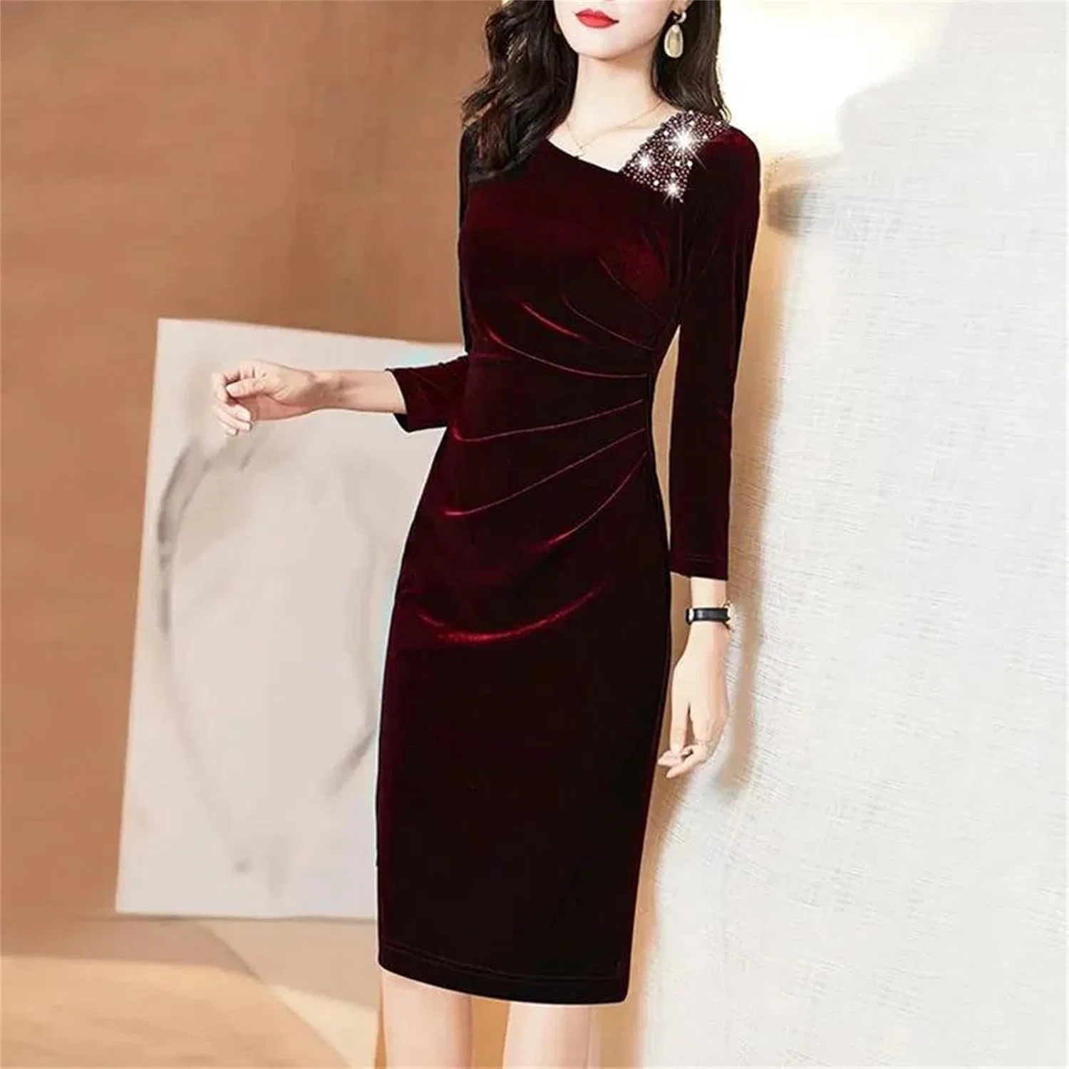 Женское облегающее платье из велюра с запахом Bodycon, Wine Red — фото 3