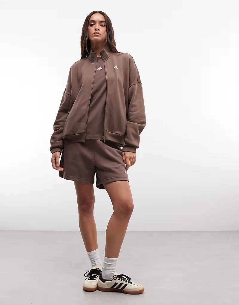 Спортивная куртка Adidas Sportswear Three Stripes Studios, коричневый