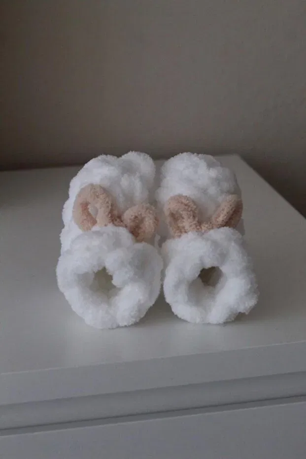 Детские пинетки без каблука Puffy baby booties Babyist, White — фото 3