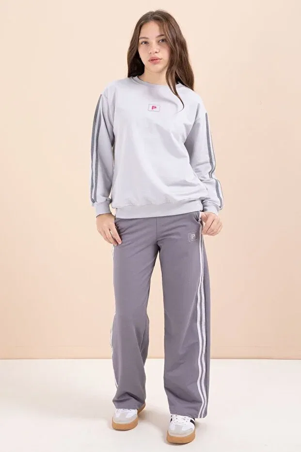 Детский комплект спортивного костюма для девочек с принтом Gray Striped Detail Wide Leg Embroidered Girls Oversized Tracksuit Set Cansın Mini, Gray — фото 2
