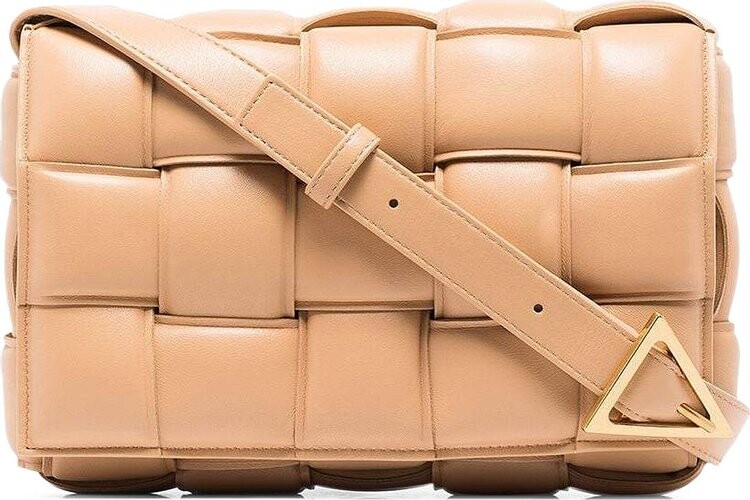 

Сумка Bottega Veneta Padded Cassette Bag Almond/Gold, коричневый