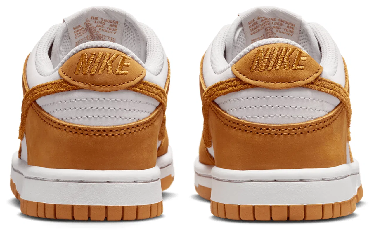 Кроссовки для мальчиков Dunk Low SE Nike, цвет Desert Ochre/Vast Grey — фото 3