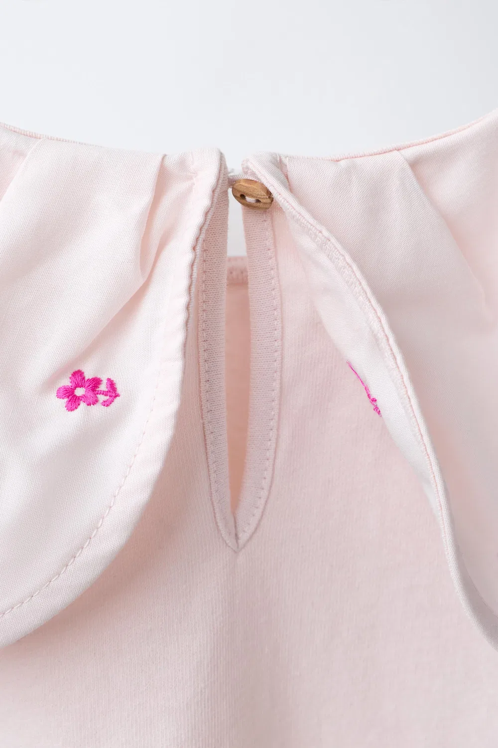 Футболка с вышитым цветочным узором и воротником в стиле Питера Пэна ZARA, Pastel Pink — фото 4