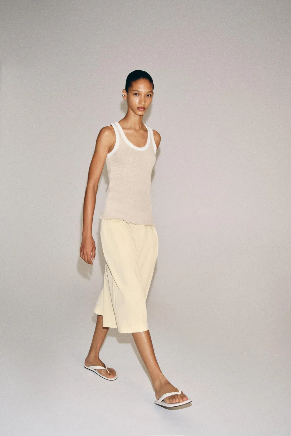 Плиссированные бермудские шорты из коллекции ZW ZARA, Sand — фото 4