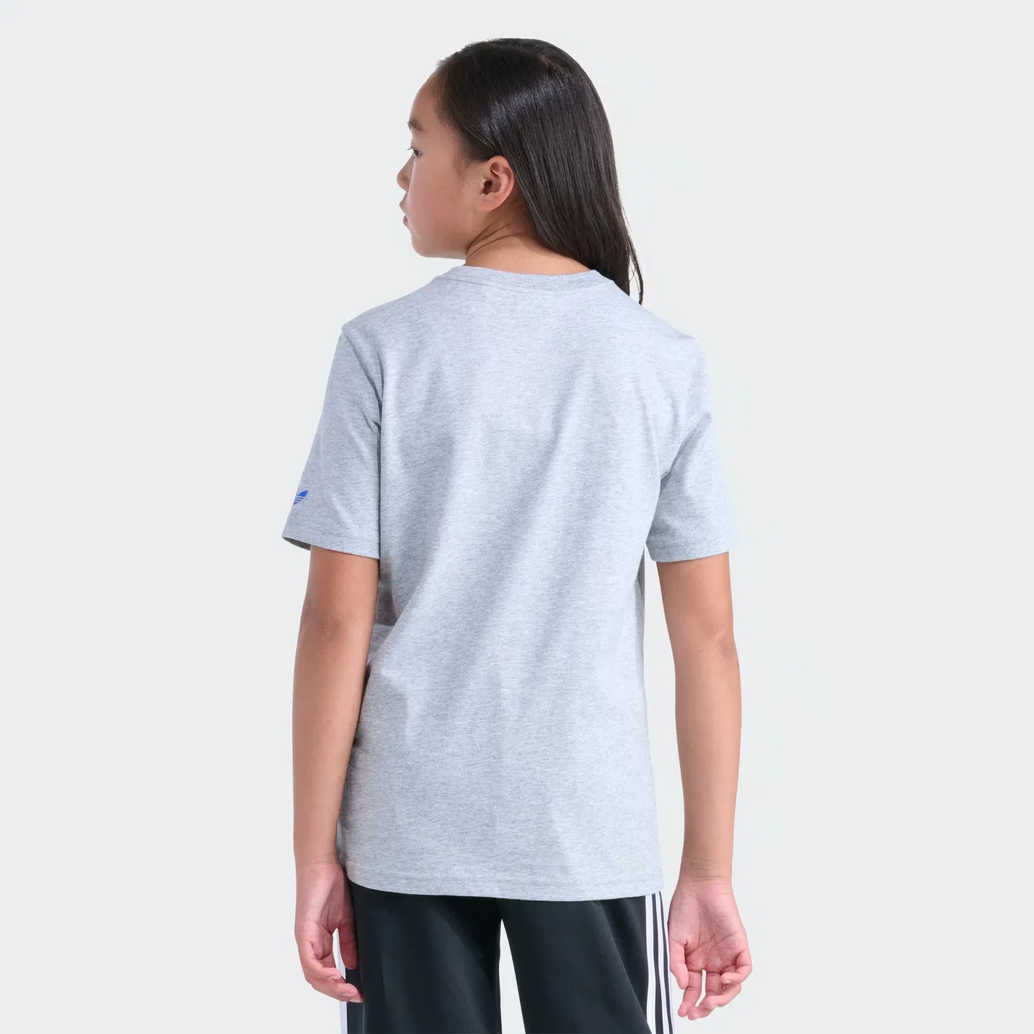 Детская футболка с принтом Street HTR Tee Adidas Originals, серый меланж — фото 2