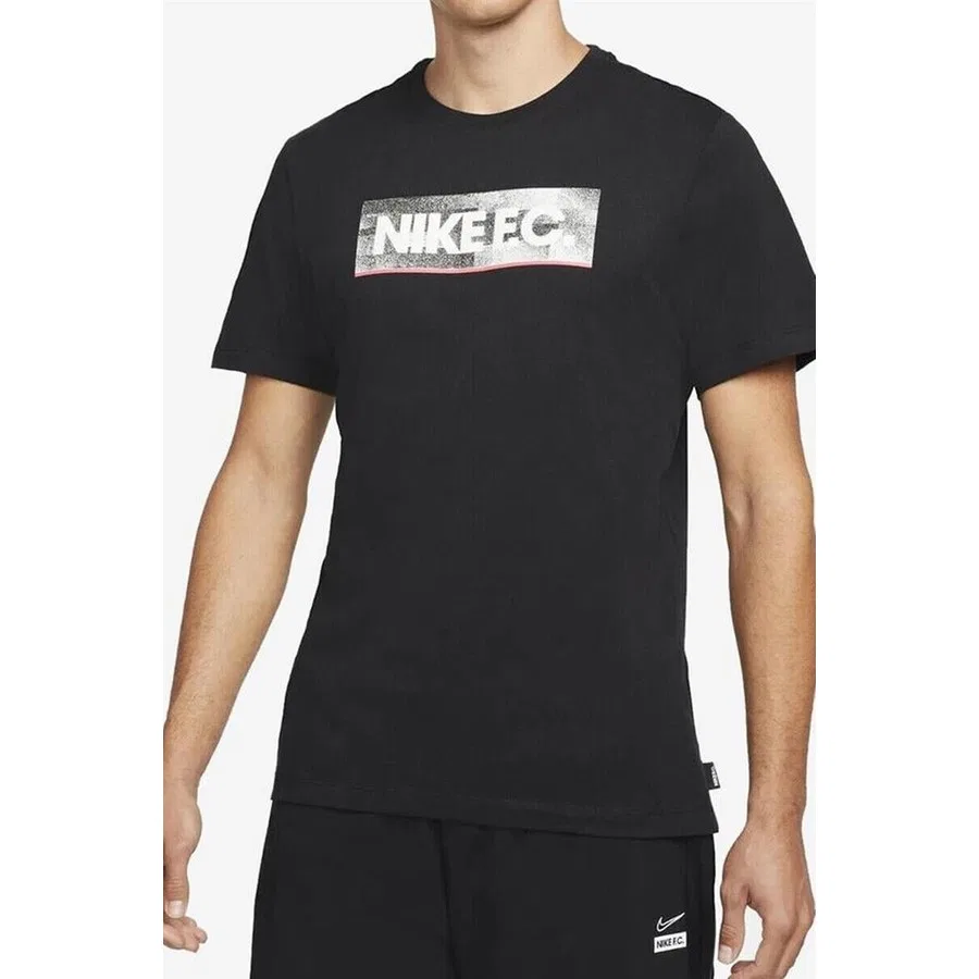 Детская футболка с длинным рукавом Nike FC Tee Seasonal Block M Nike, Черный