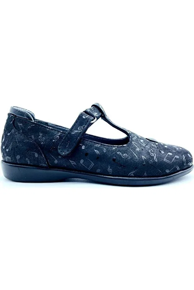Детские туфли для девочек с принтом Cat motif Nubebe, Black Pattern