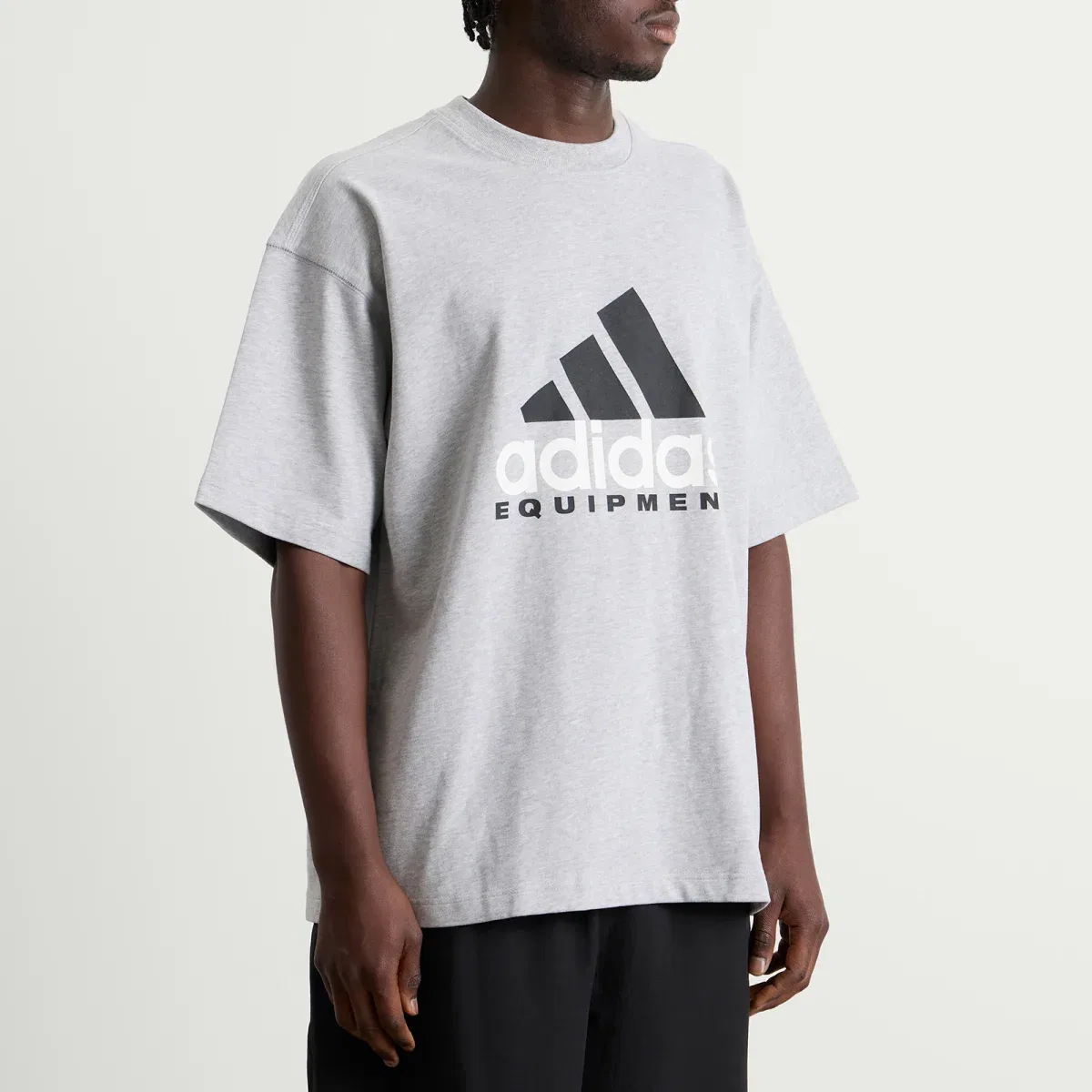 Футболка с принтом EQT No Wash Logo Adidas, Medium Grey Heather — фото 2