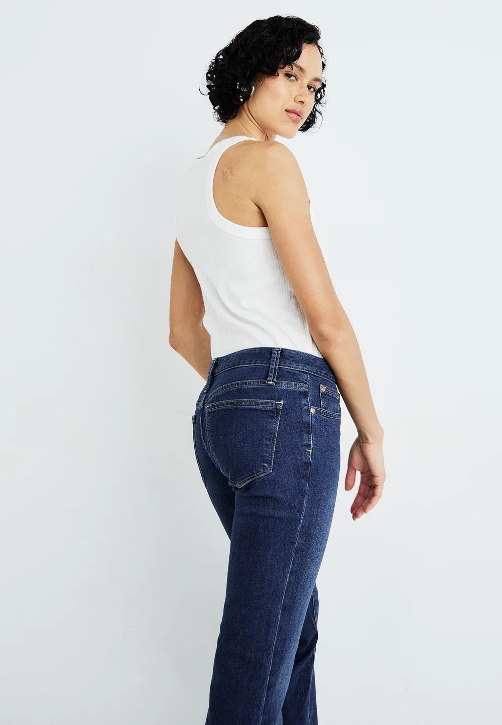 Длинные и облегающие джинсы А-силуэта Gap, Dark Indigo — фото 4