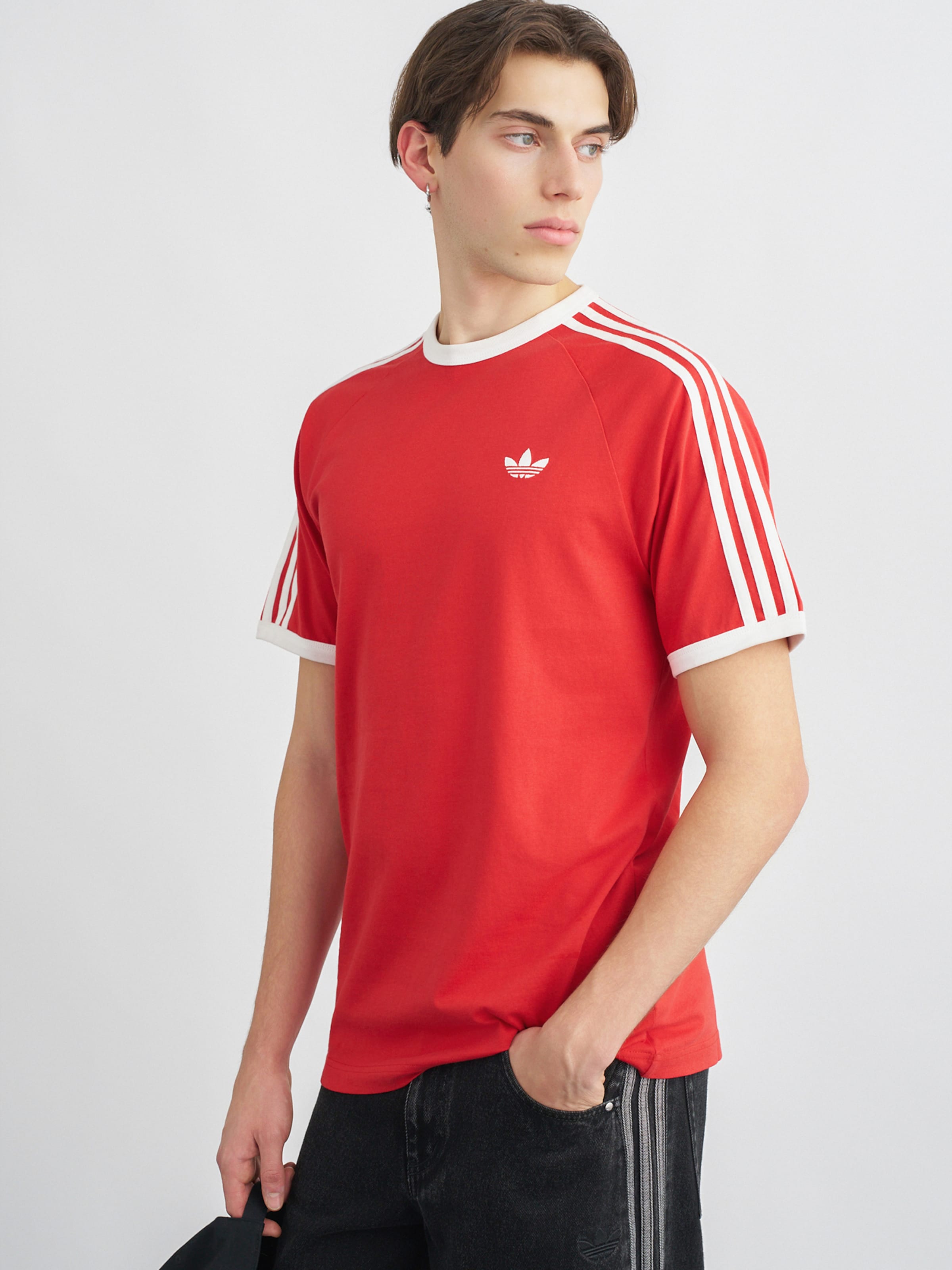 Adidas Originals Футболка в красном цвете — фото 3