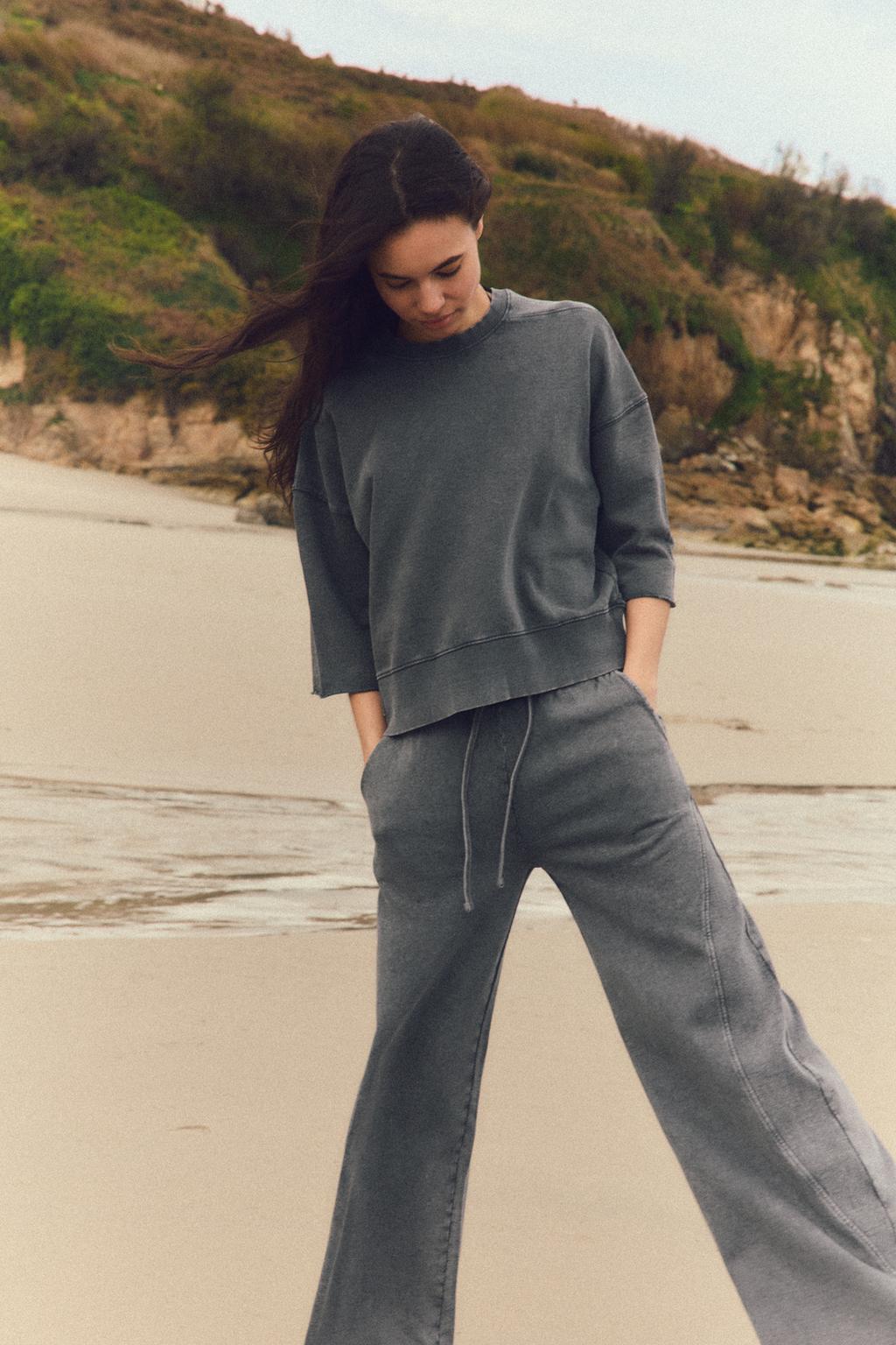 

Выцветшая толстовка ZARA, цвет Dark grey