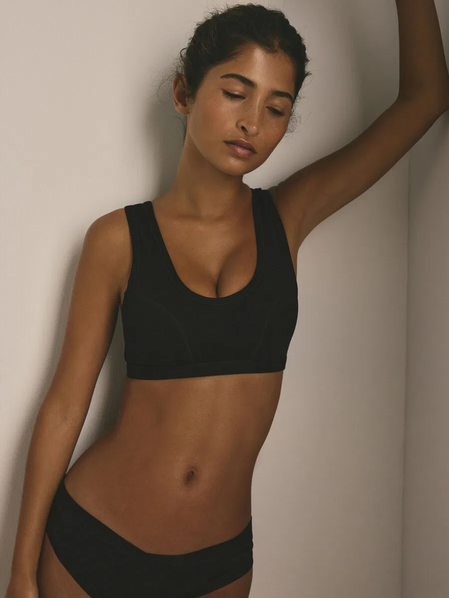 Бюстгальтер-бралетт Next 'Kind To Skin' в черном и белом цвете — фото 2