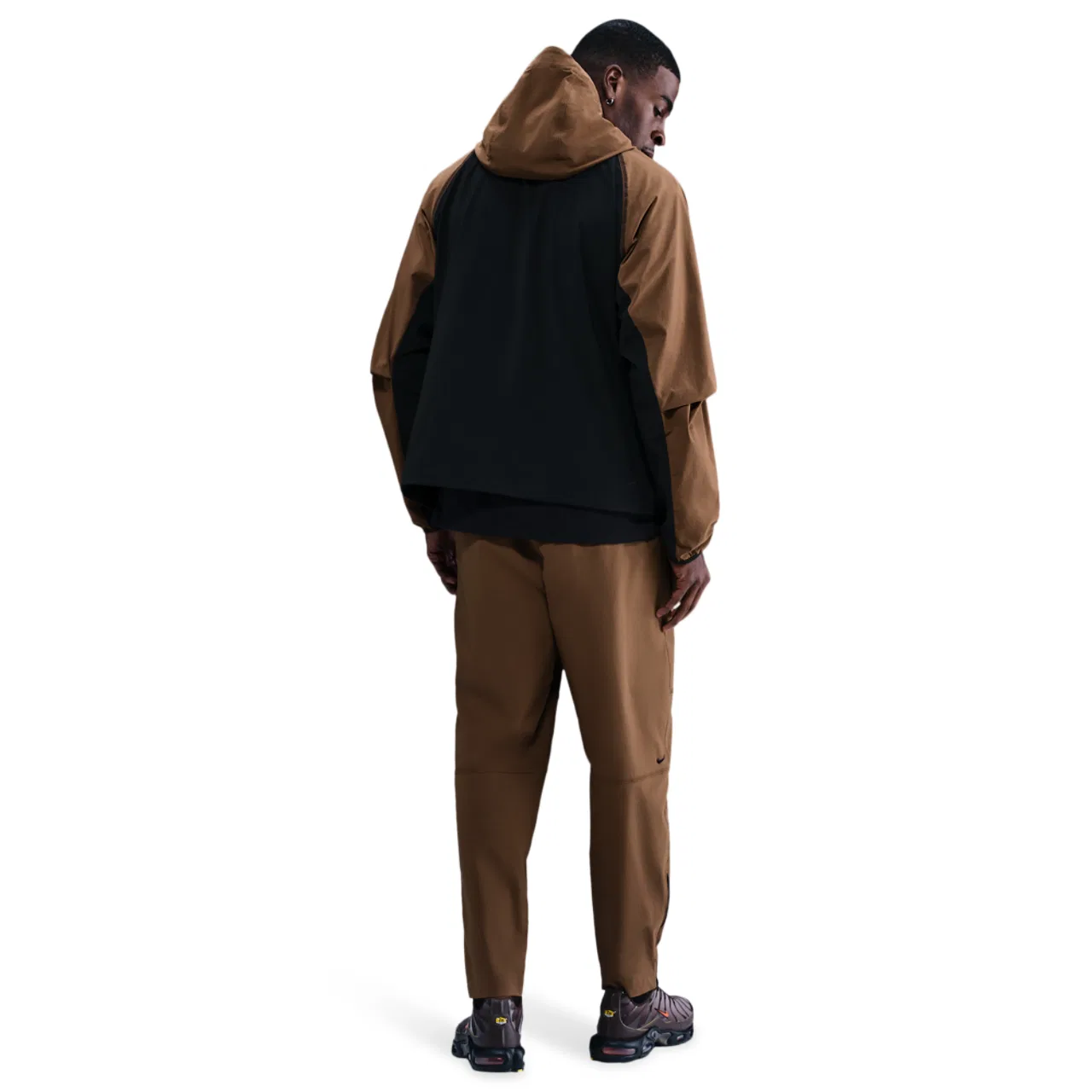 Мужская куртка Tech Woven WR Full-Zip Nike, цвет Black/Mosswood Brown/Black — фото 4